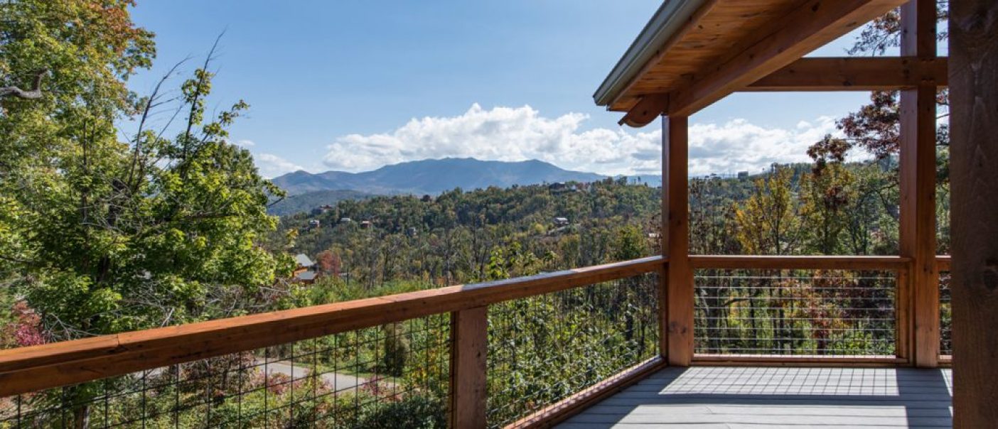 FiveBearsDen 1404x604-2 Fantastic views of Mt. LeConte, pool table, hot tub, elegantly furnished